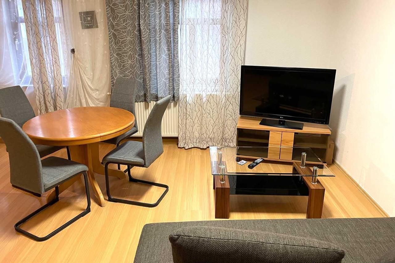 City Apartment With Wifi Near Jena Kahla  Bagian luar foto